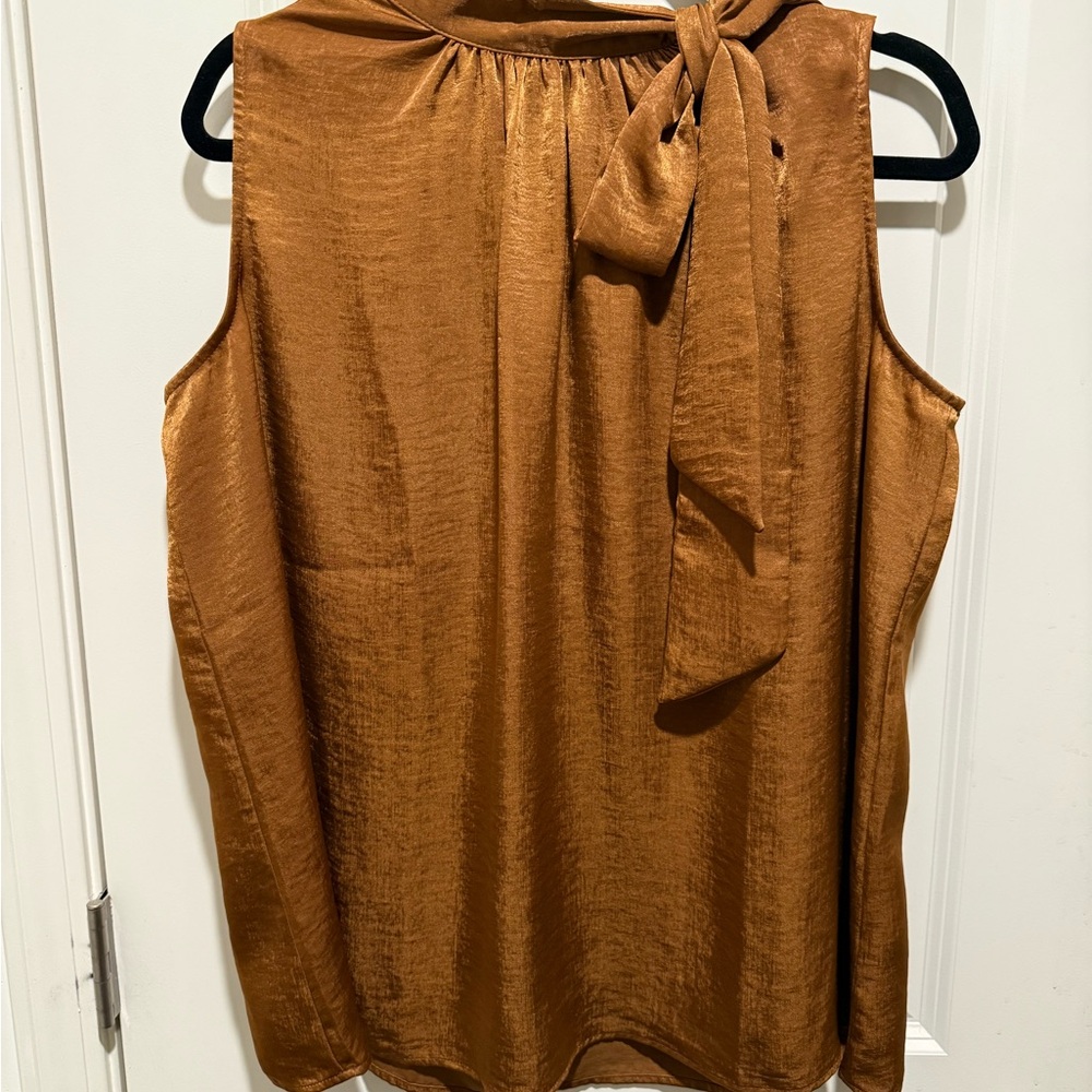 Worthington Bronze Sleeveless Blouse with Bow